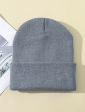 Load image into Gallery viewer, Beanie Hats.                    Different colors available with logo.
